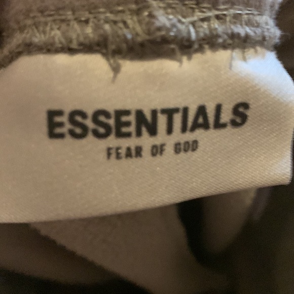 Essentials sweatpants - Picture 3 of 3